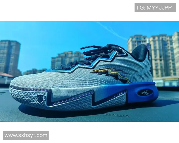 探索欧文全明星篮球鞋的魅力与性能提升你的球场表现与时尚风格